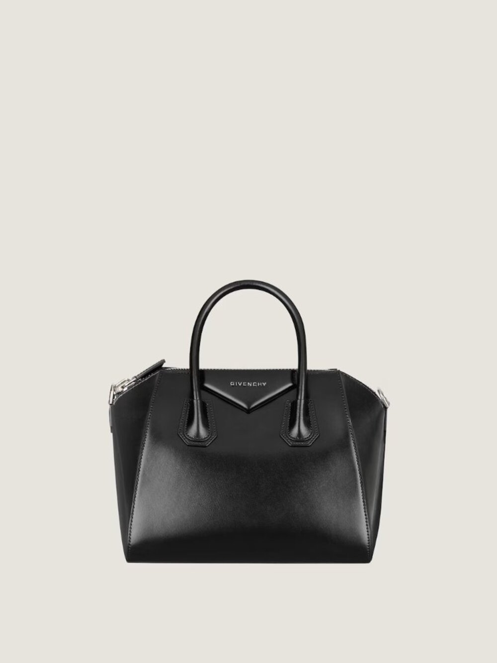 Givenchy Small Antigona bag in Box leather (Black)